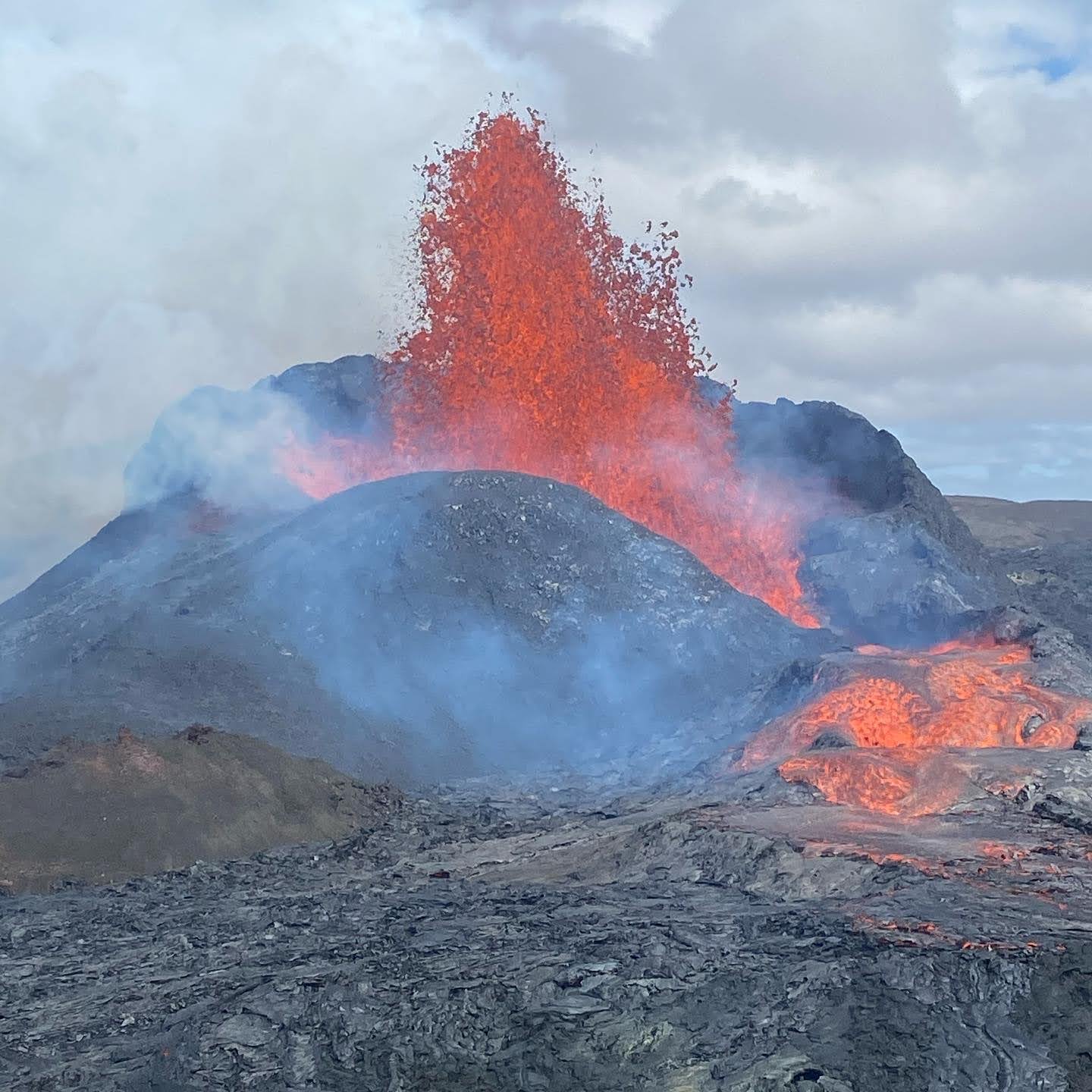 Experiencing the Raw Power of Nature-A Volcano Eruption in Iceland ...